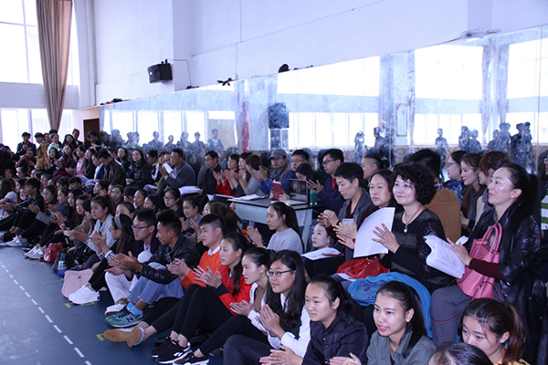 http://www.qjnu.edu.cn/upload/images/2016/10/10111012304.jpg